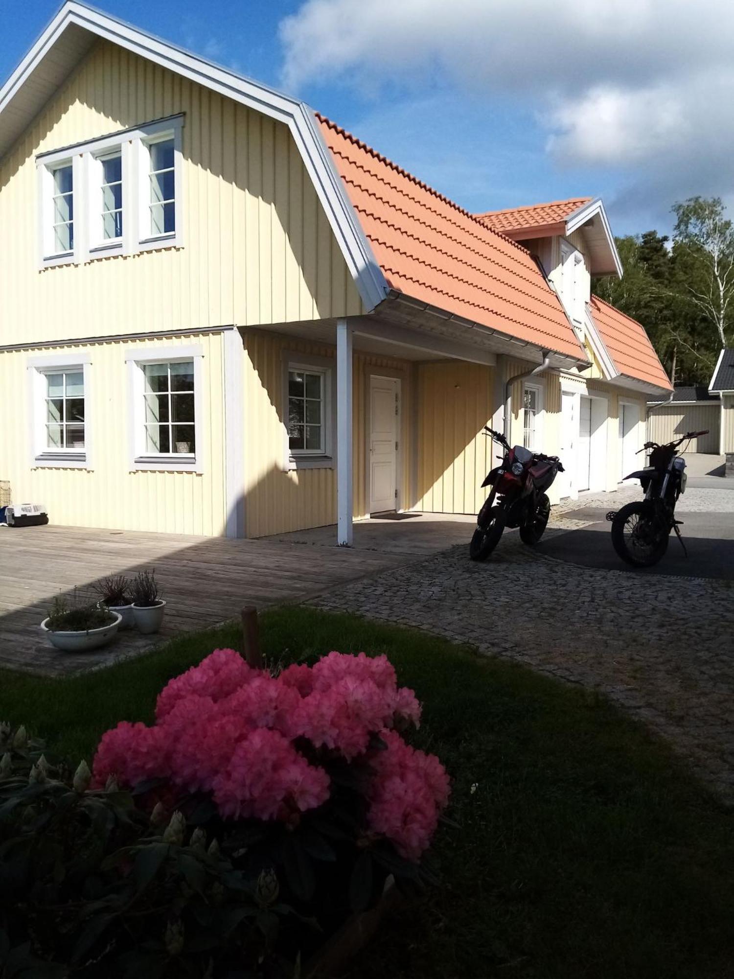 Vila Gula Huset Göteborg Exteriér fotografie